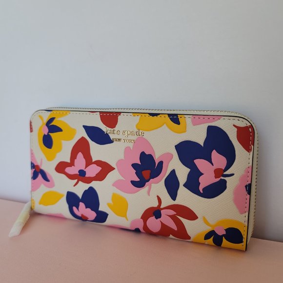 KATE SPADE Spencer Summer Flower Embossed Zip-around Continental Wallet- Cream ⭐ - Picture 4 of 16